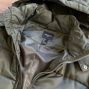 Forever 21 Puffy Hooded Jacket Military Green